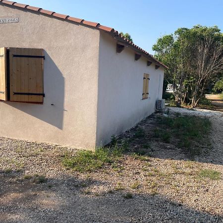 Appartement Avec Jardin Privatif Cuers Kültér fotó